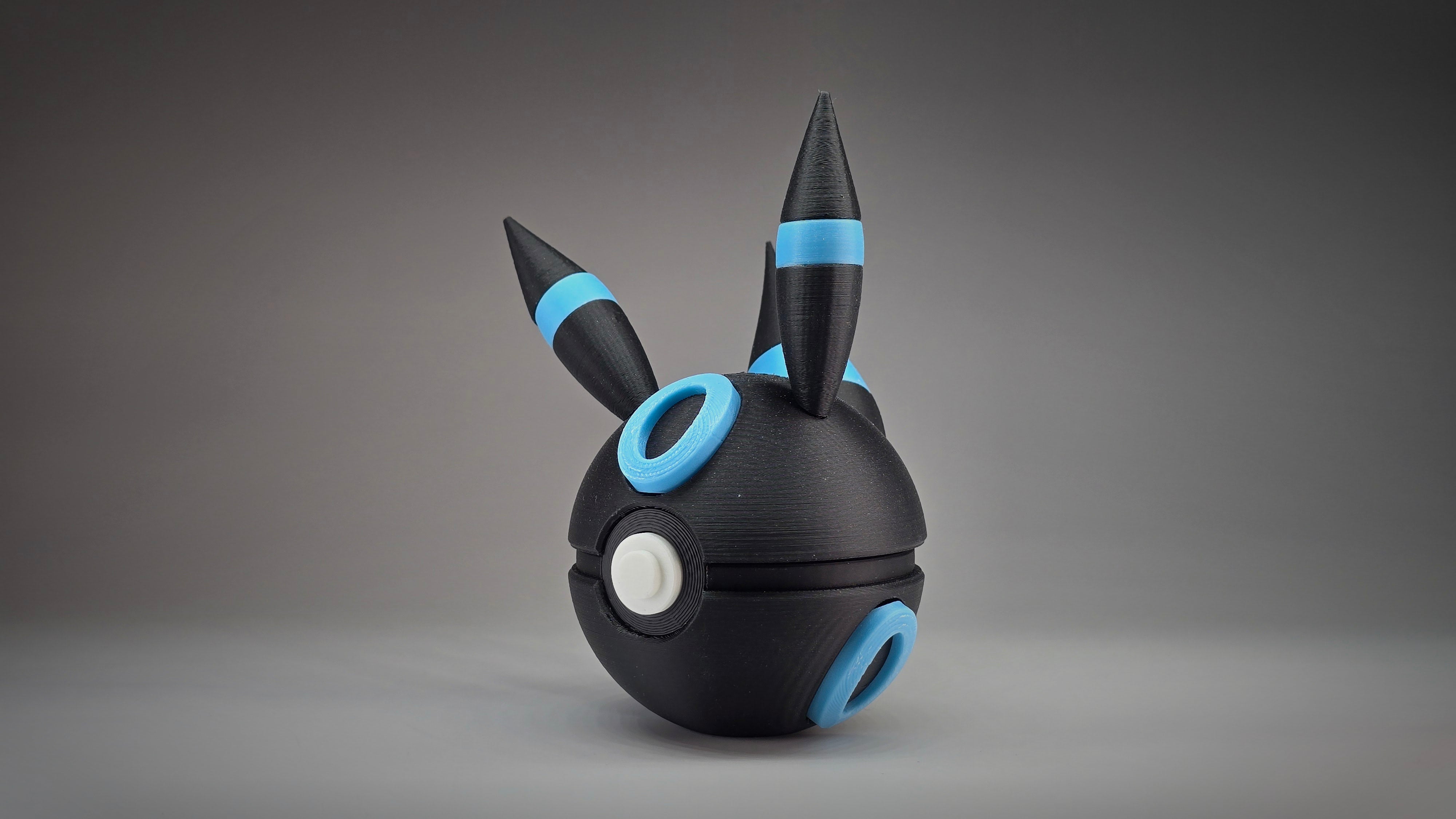 #0197 - Umbreon Ball