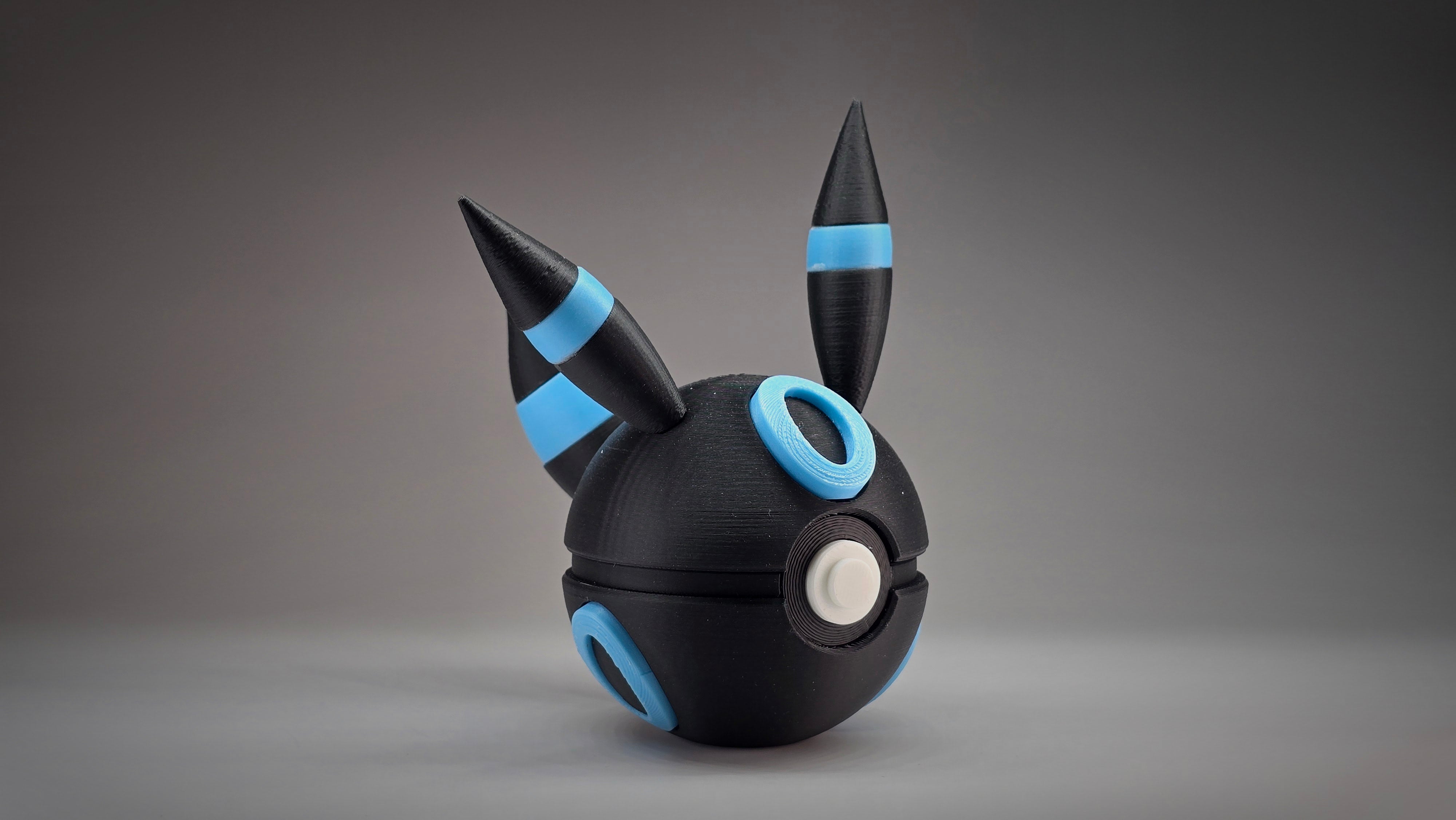 #0197 - Umbreon Ball