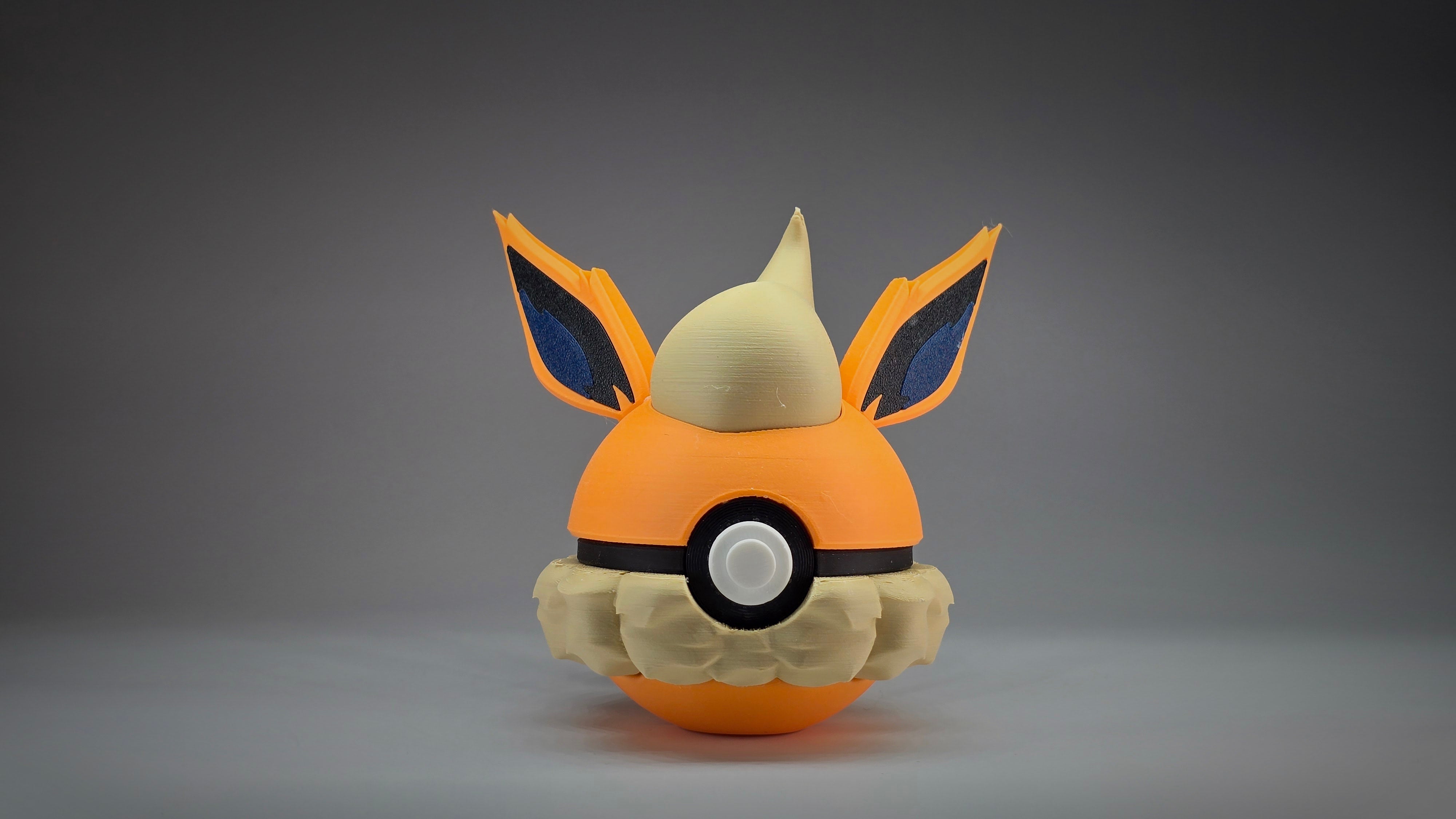 #0136 - Flareon Ball
