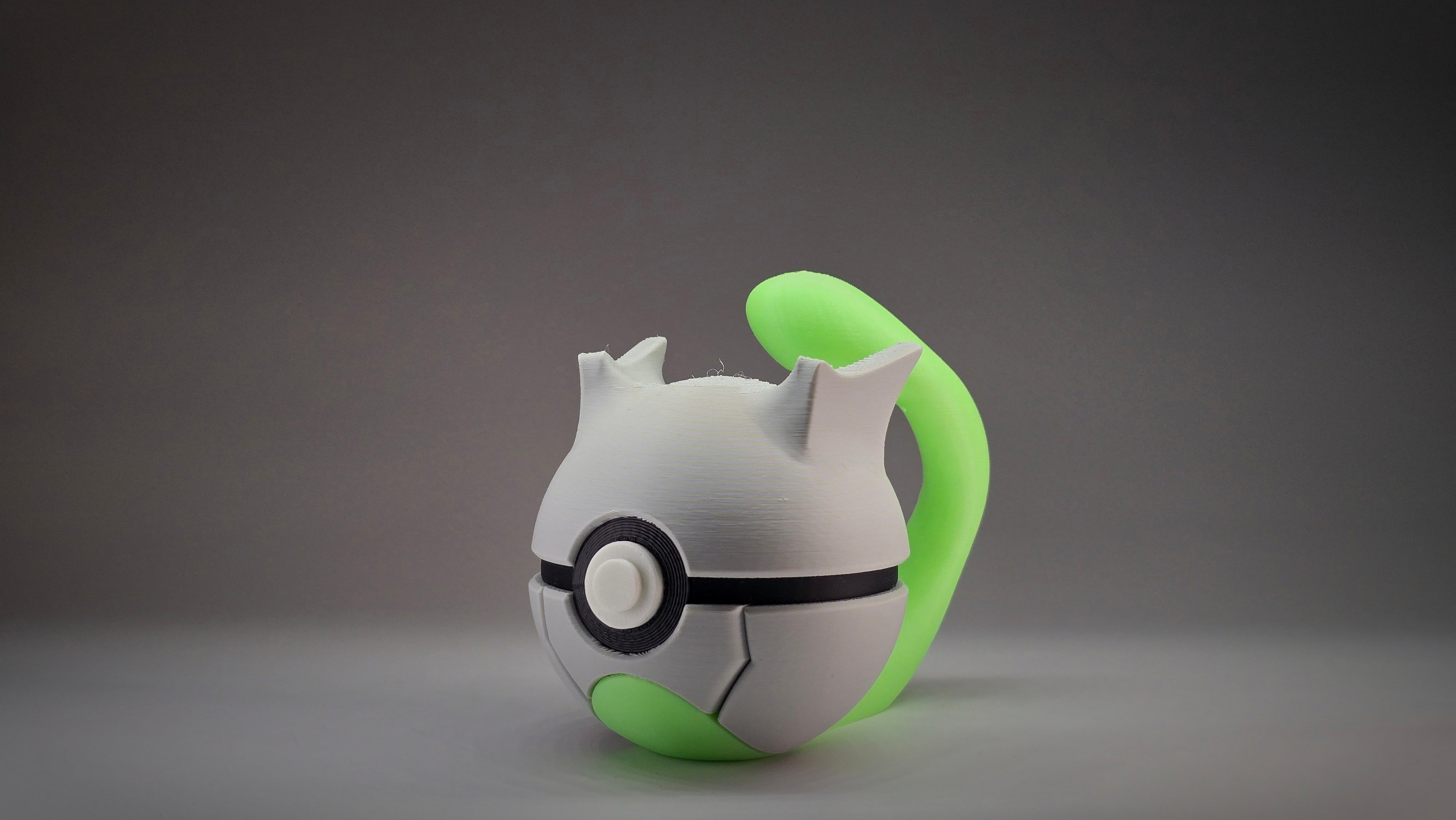 #0150 - Mewtwo Ball