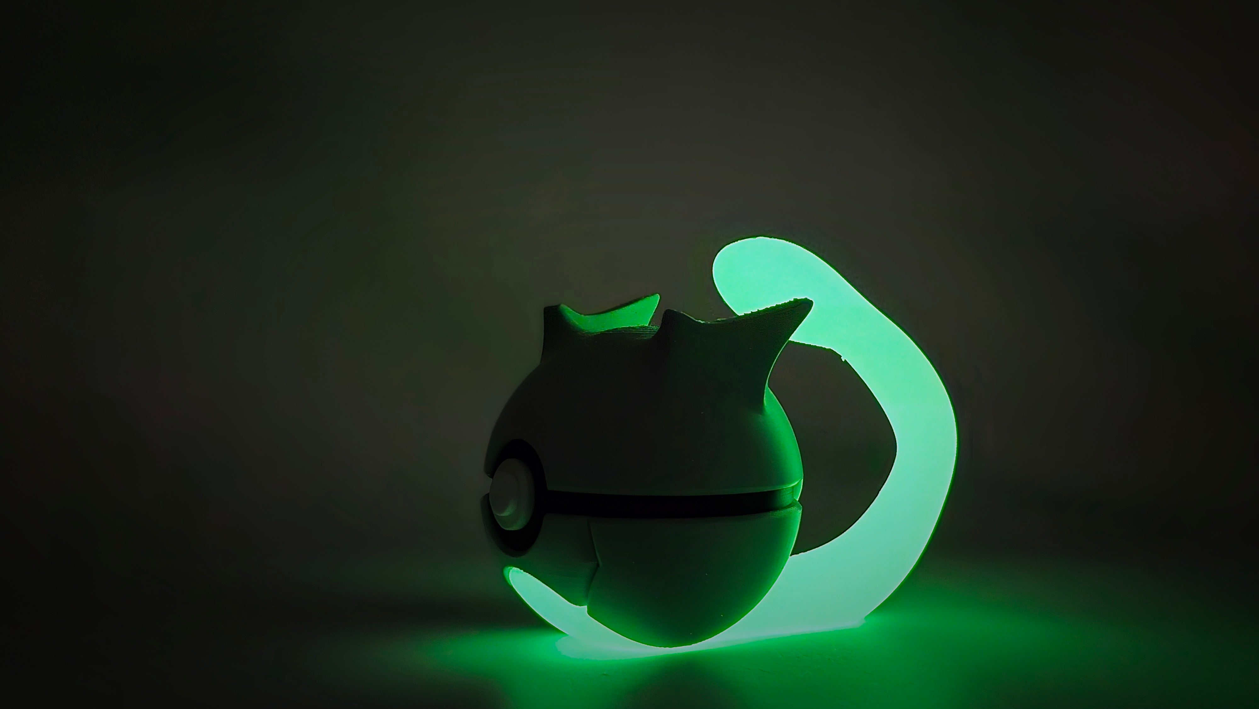 #0150 - Mewtwo Ball