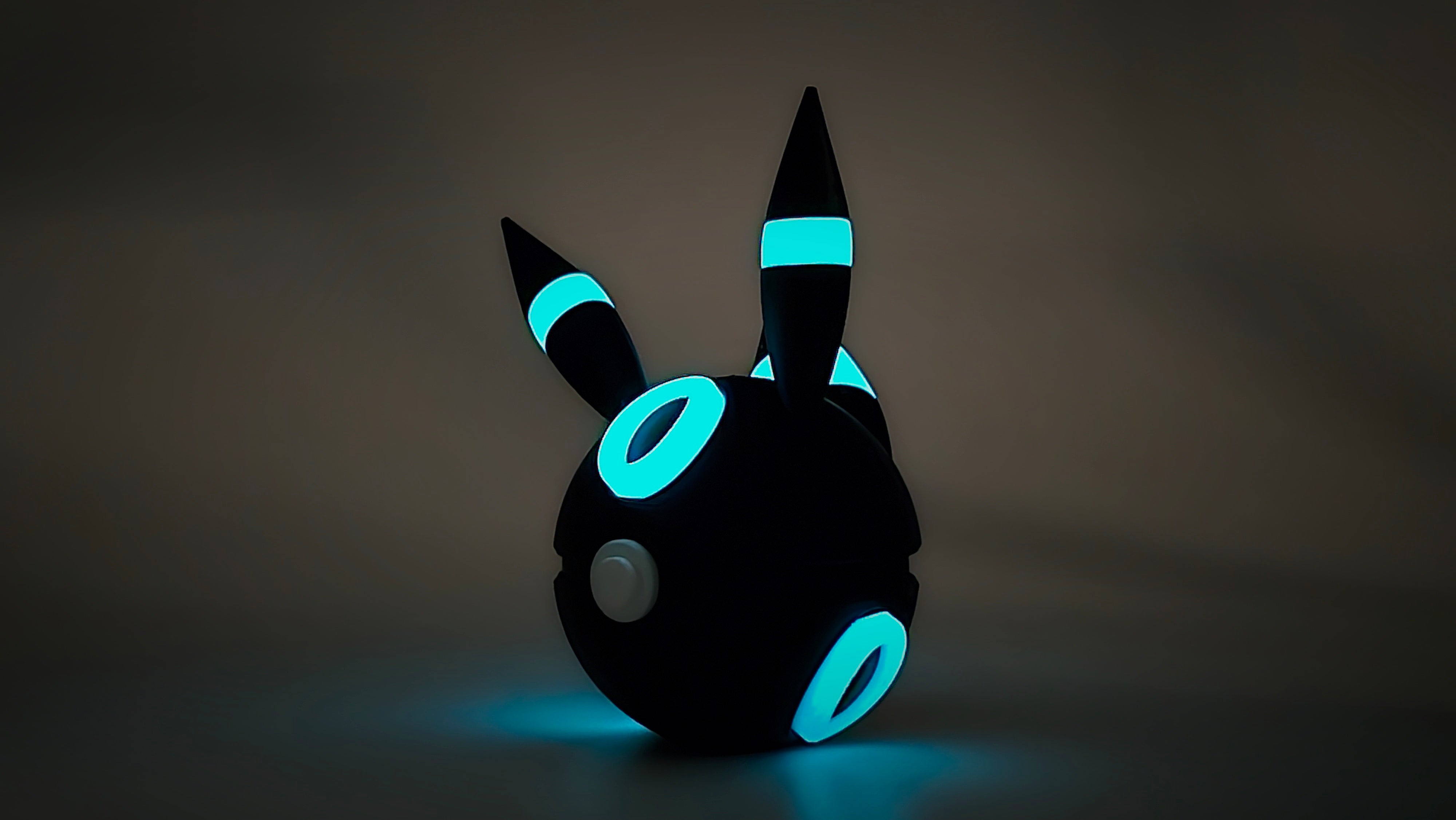 #0197 - Umbreon Ball