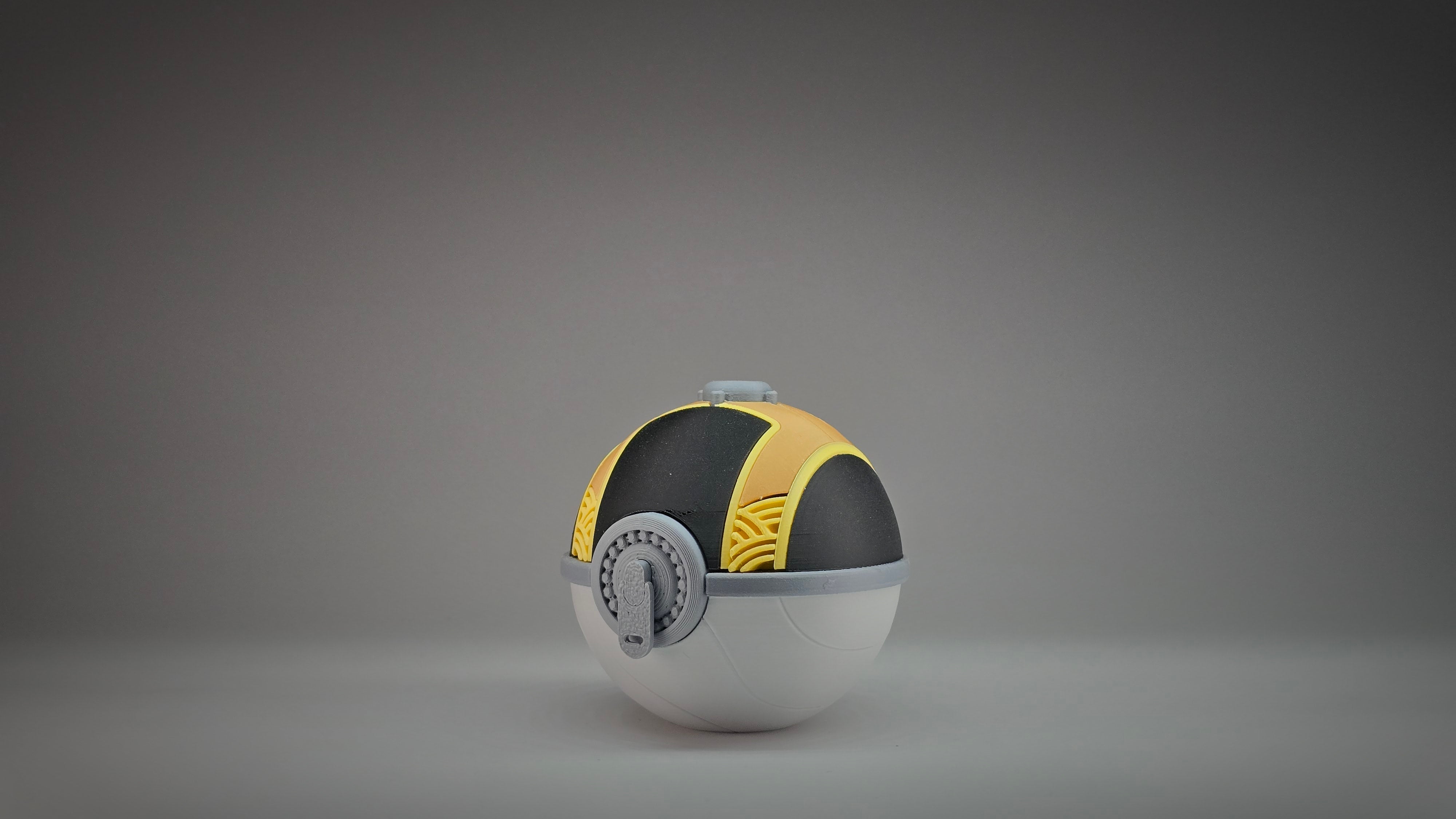 Hisui Ultra Ball