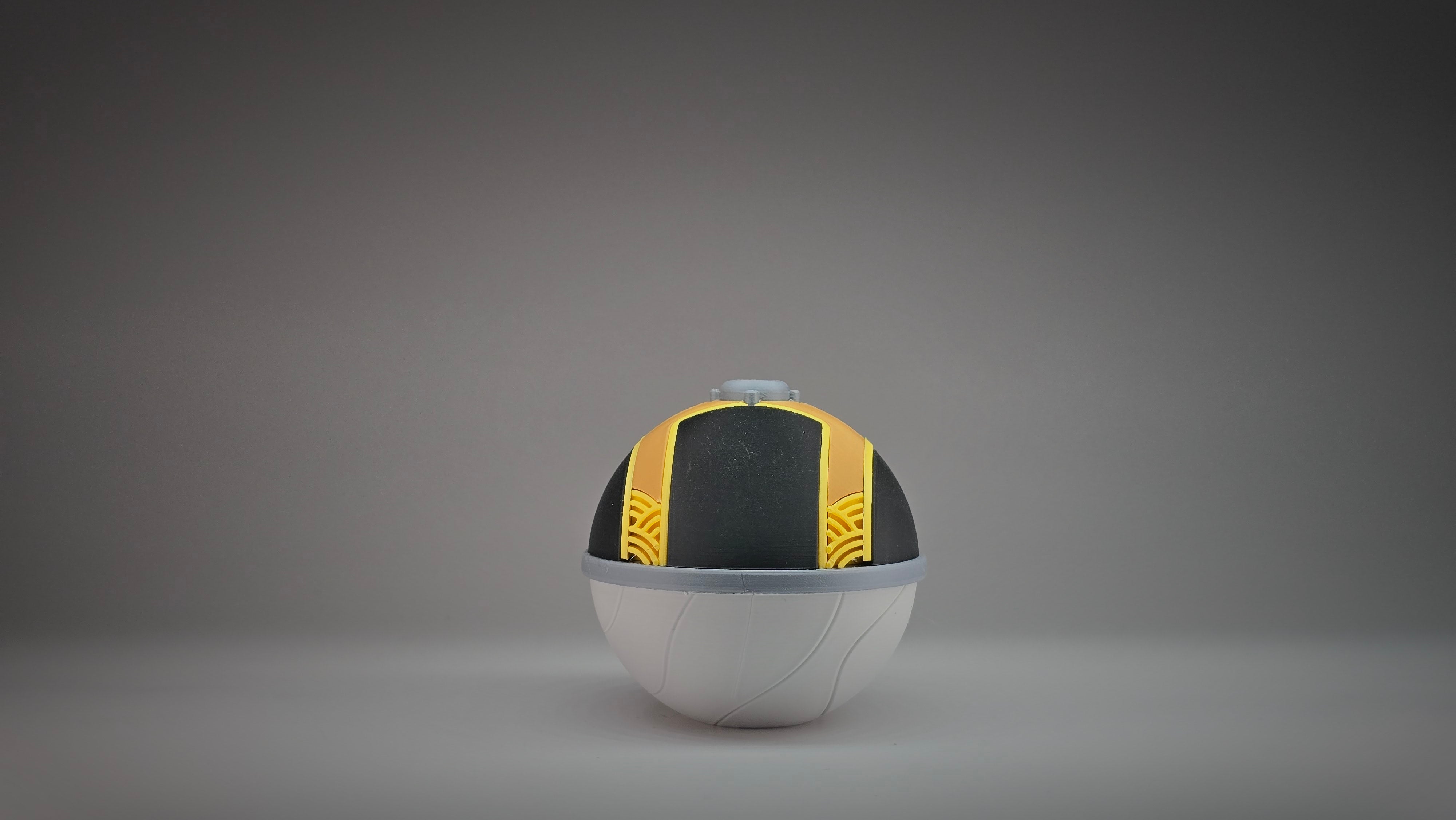 Hisui Ultra Ball