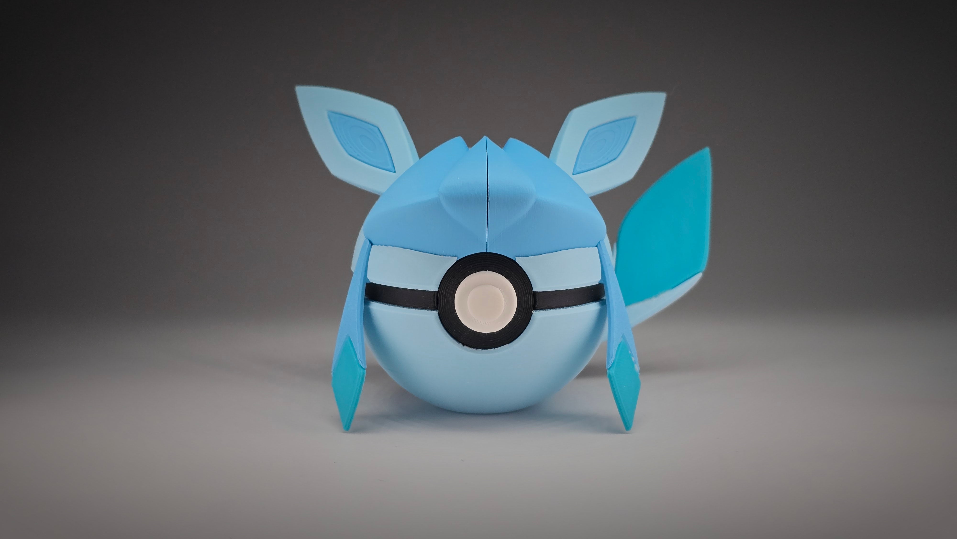 #0471 - Glaceon Ball