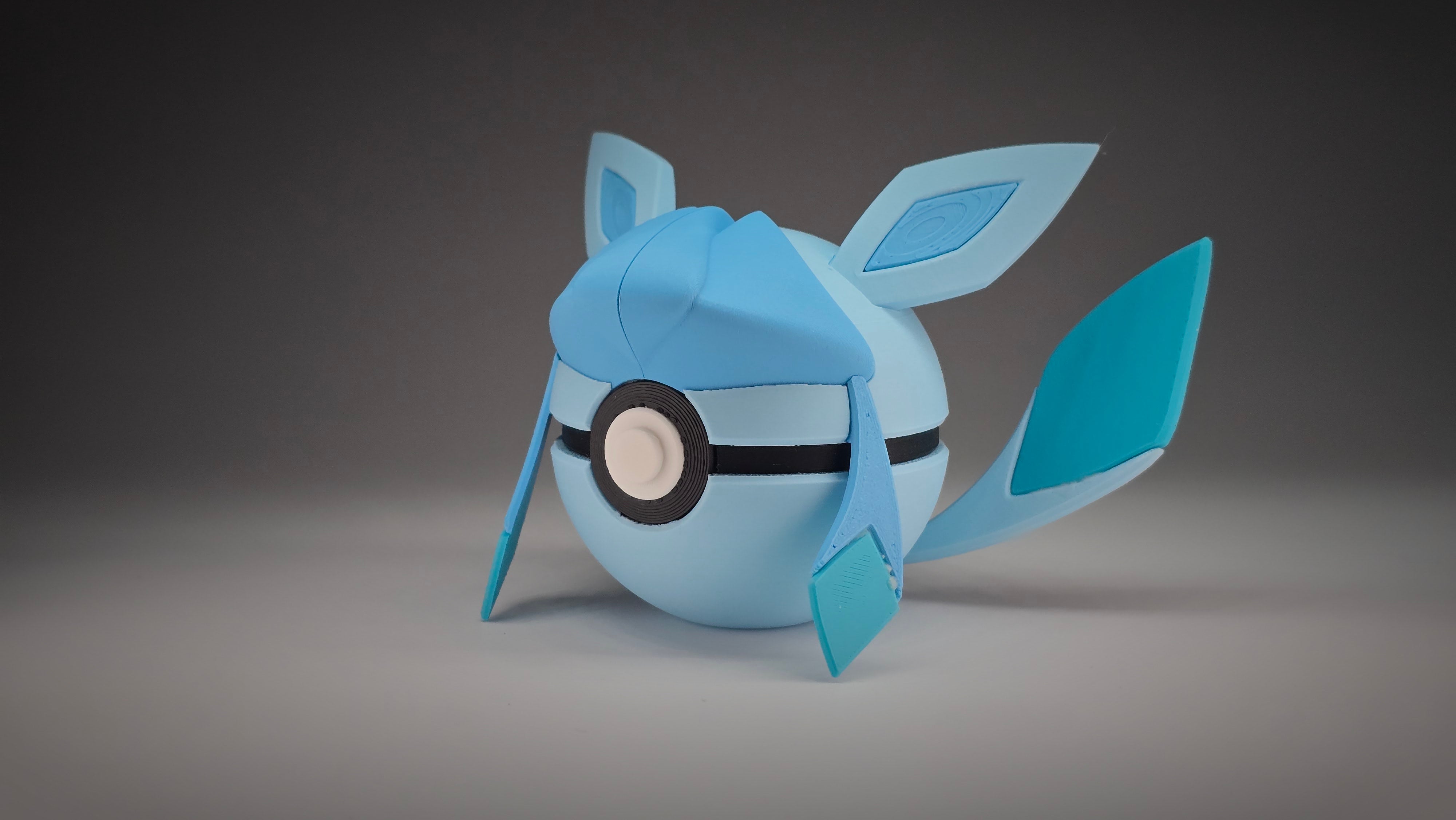 #0471 - Glaceon Ball