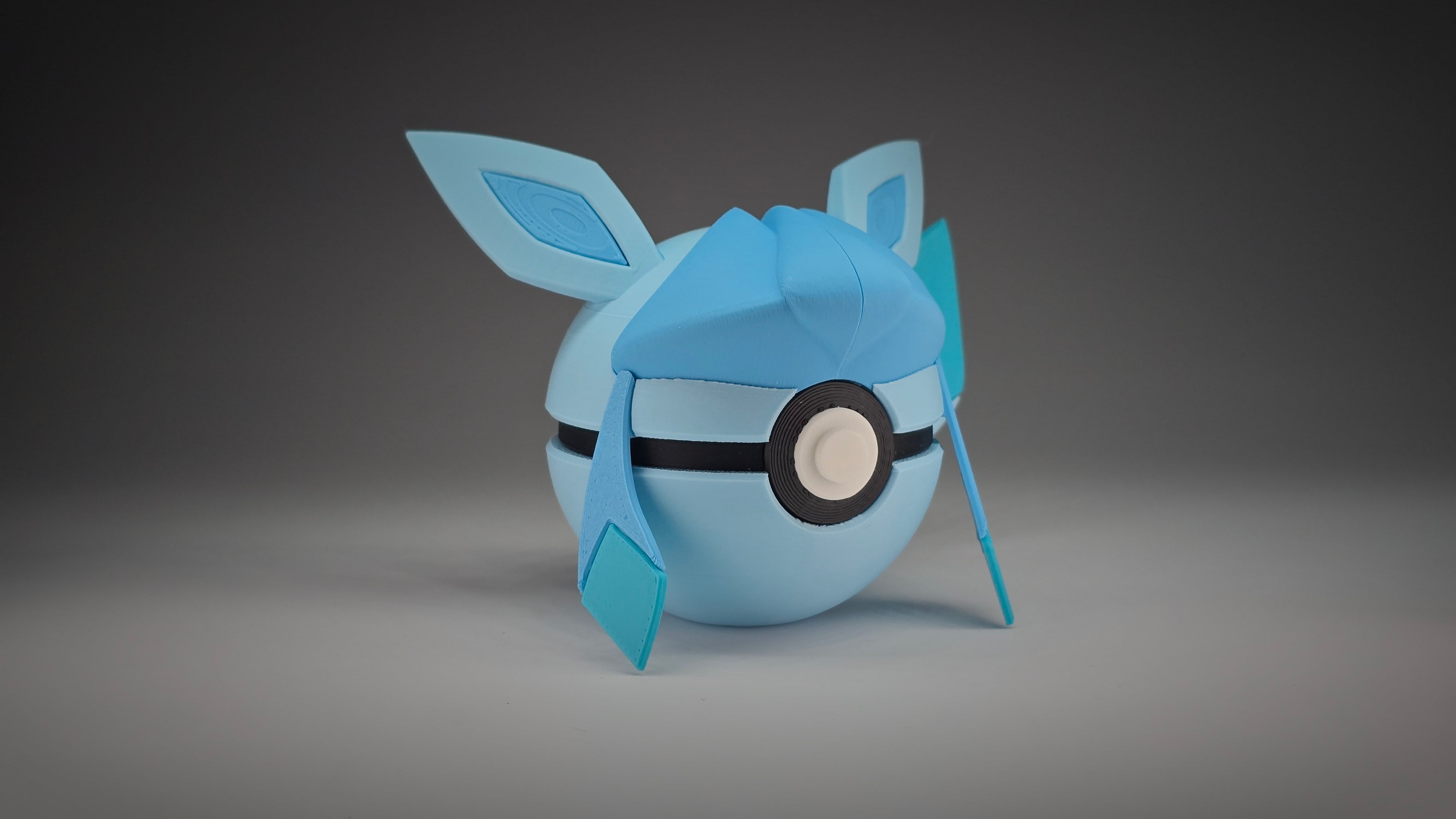 #0471 - Glaceon Ball