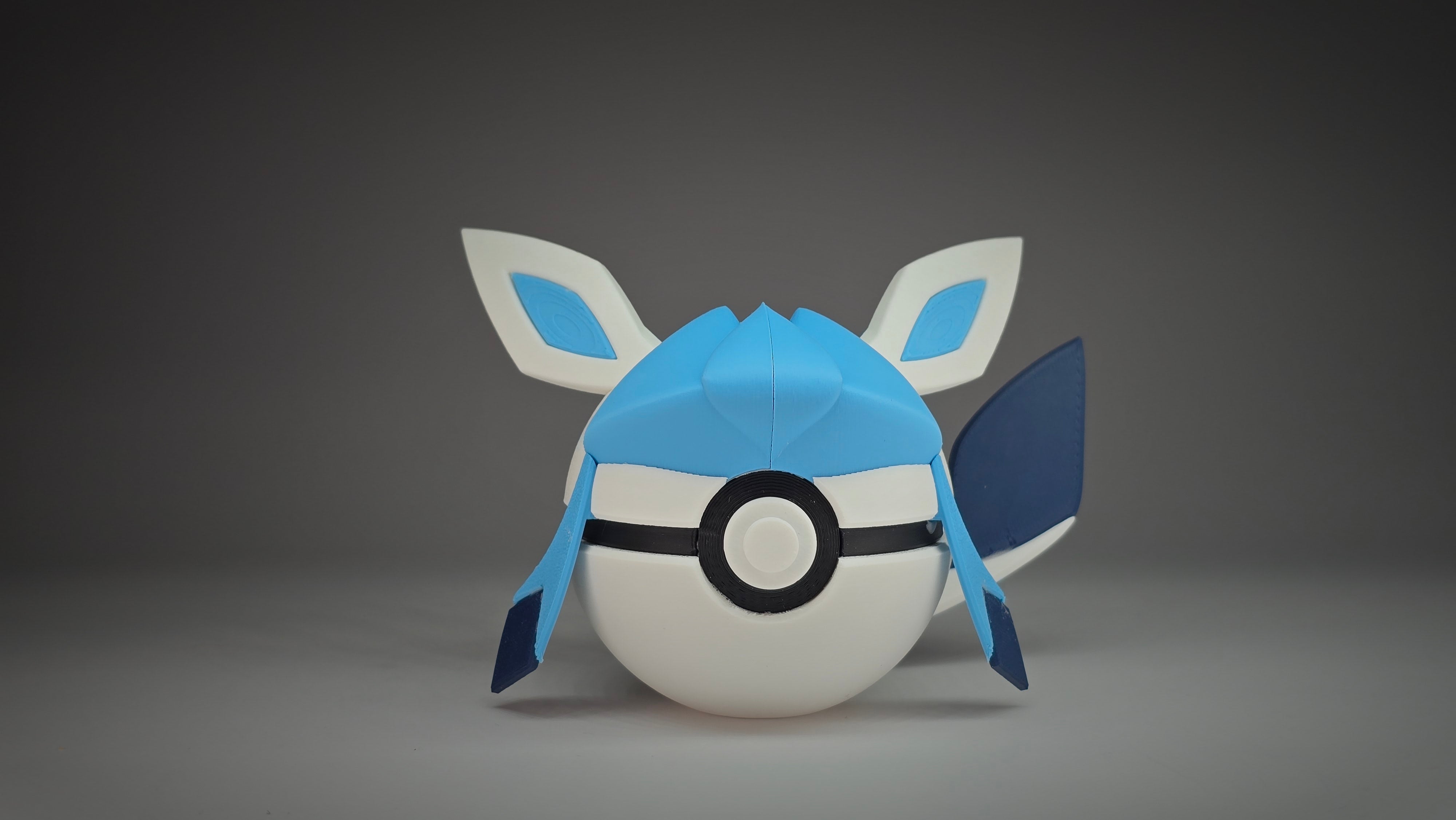 #0471 - Glaceon Ball