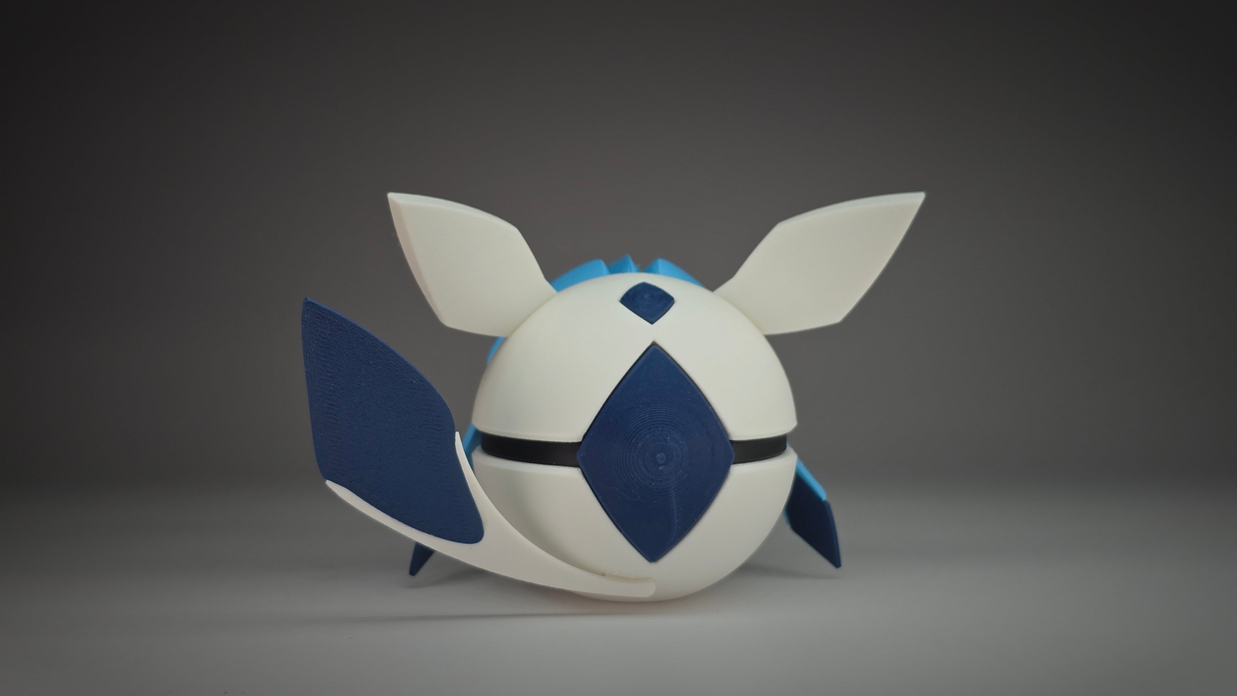 #0471 - Glaceon Ball