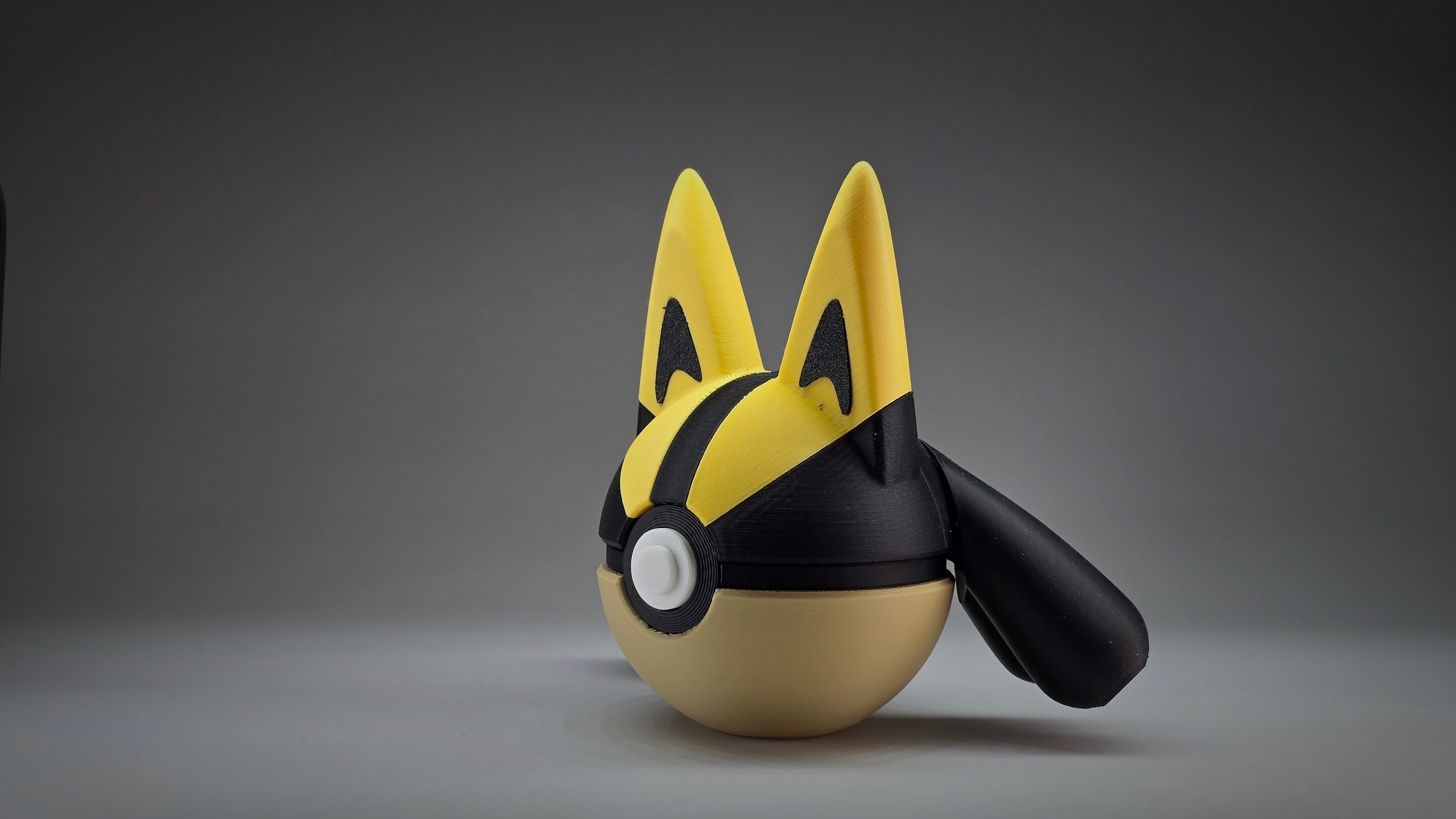 #0448 - Lucario Ball
