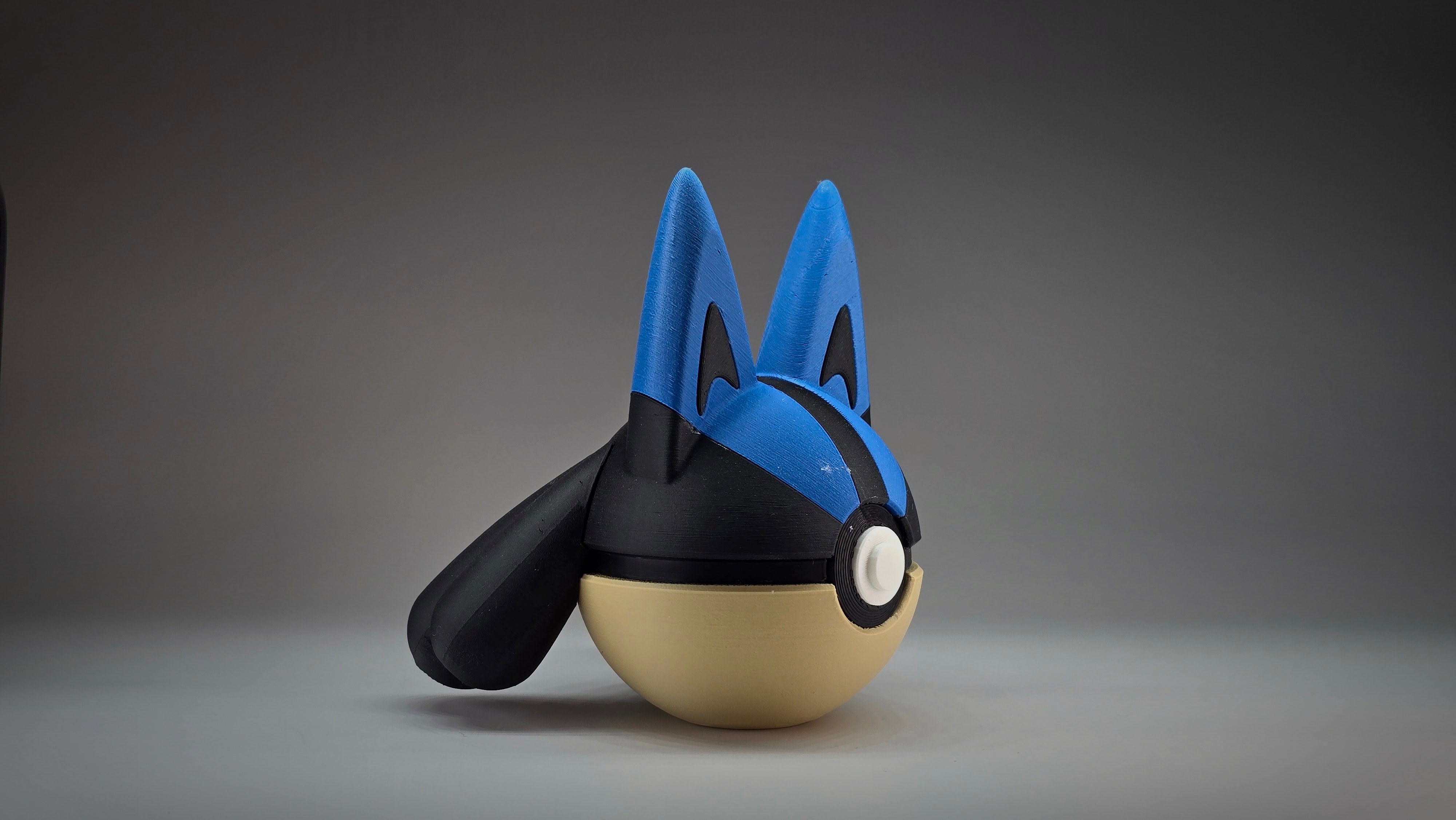 #0448 - Lucario Ball