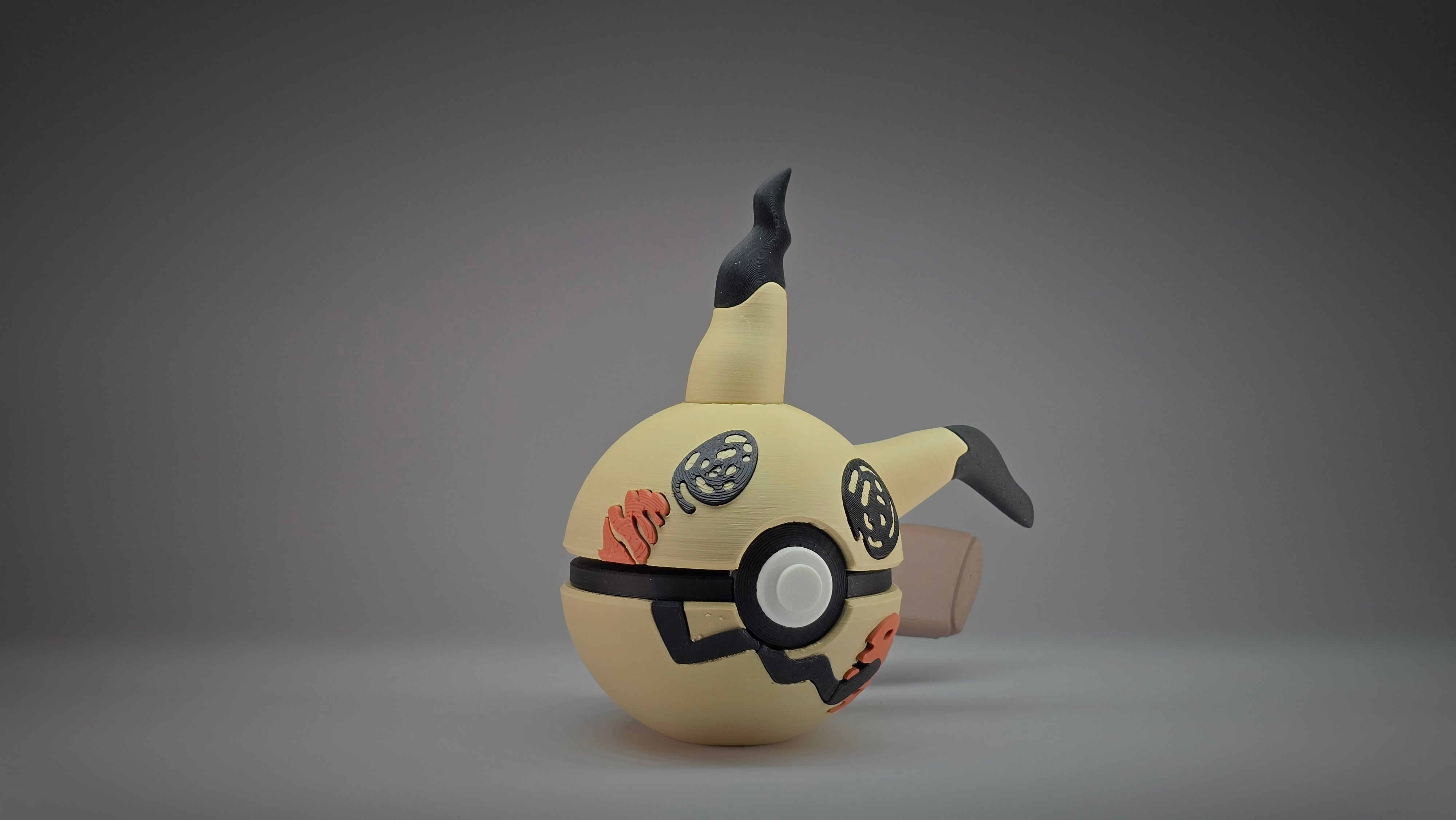 #0778 - Mimikyu Ball