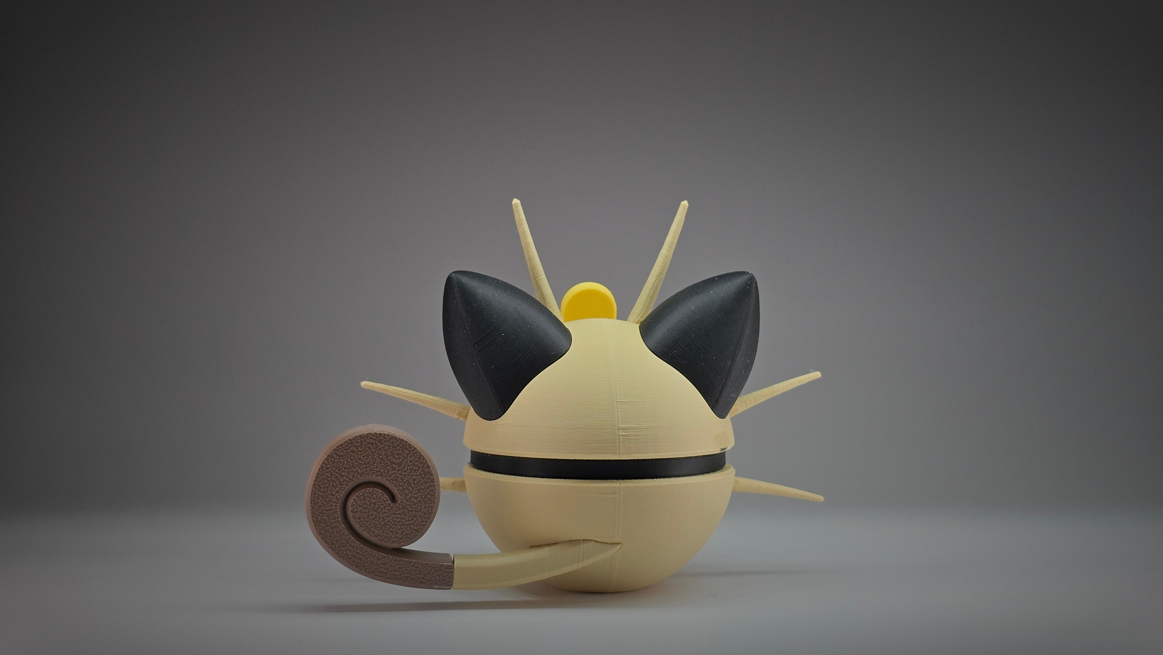 #0052 - Meowth Ball