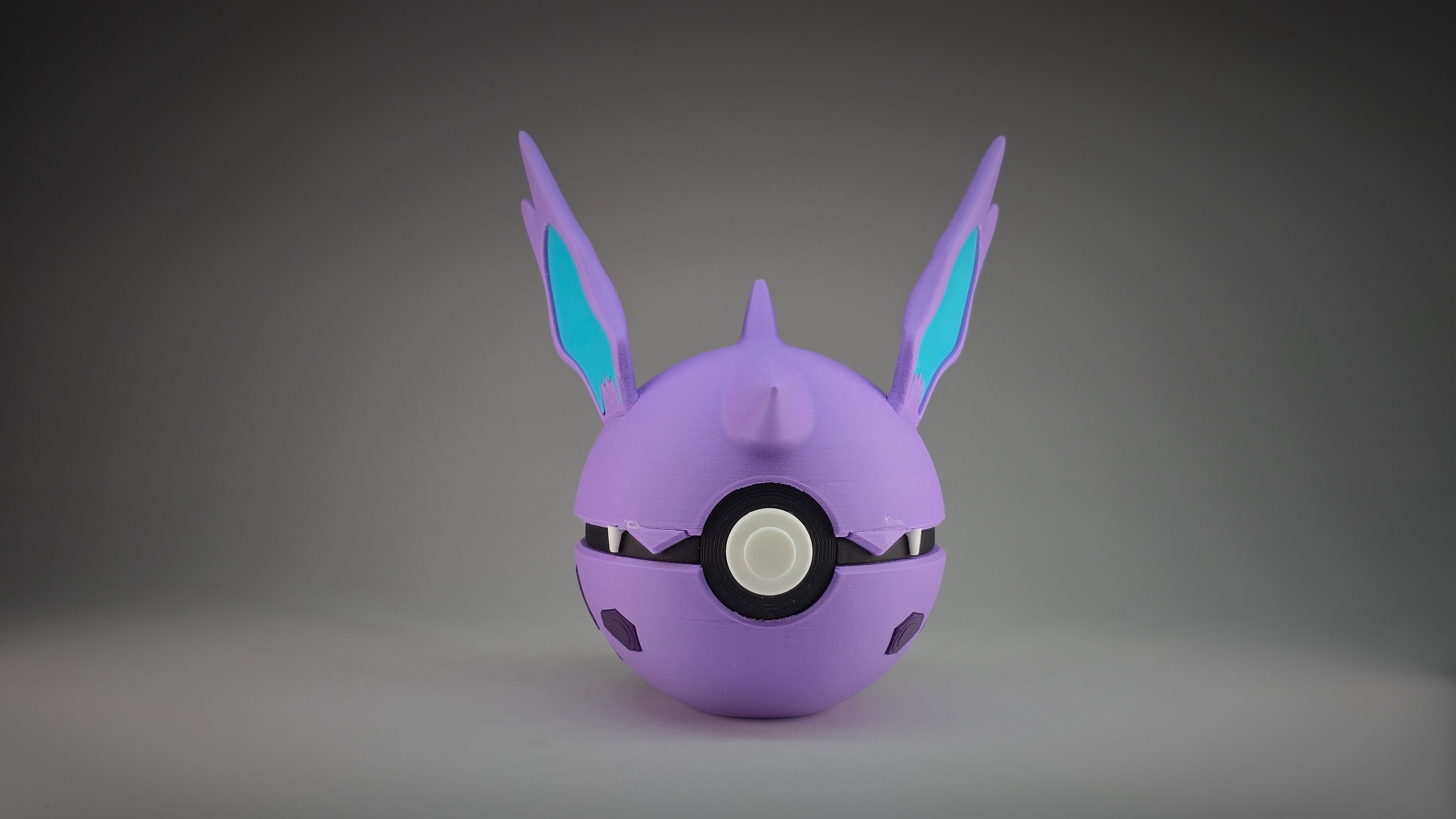 #0033 - Nidorino Ball