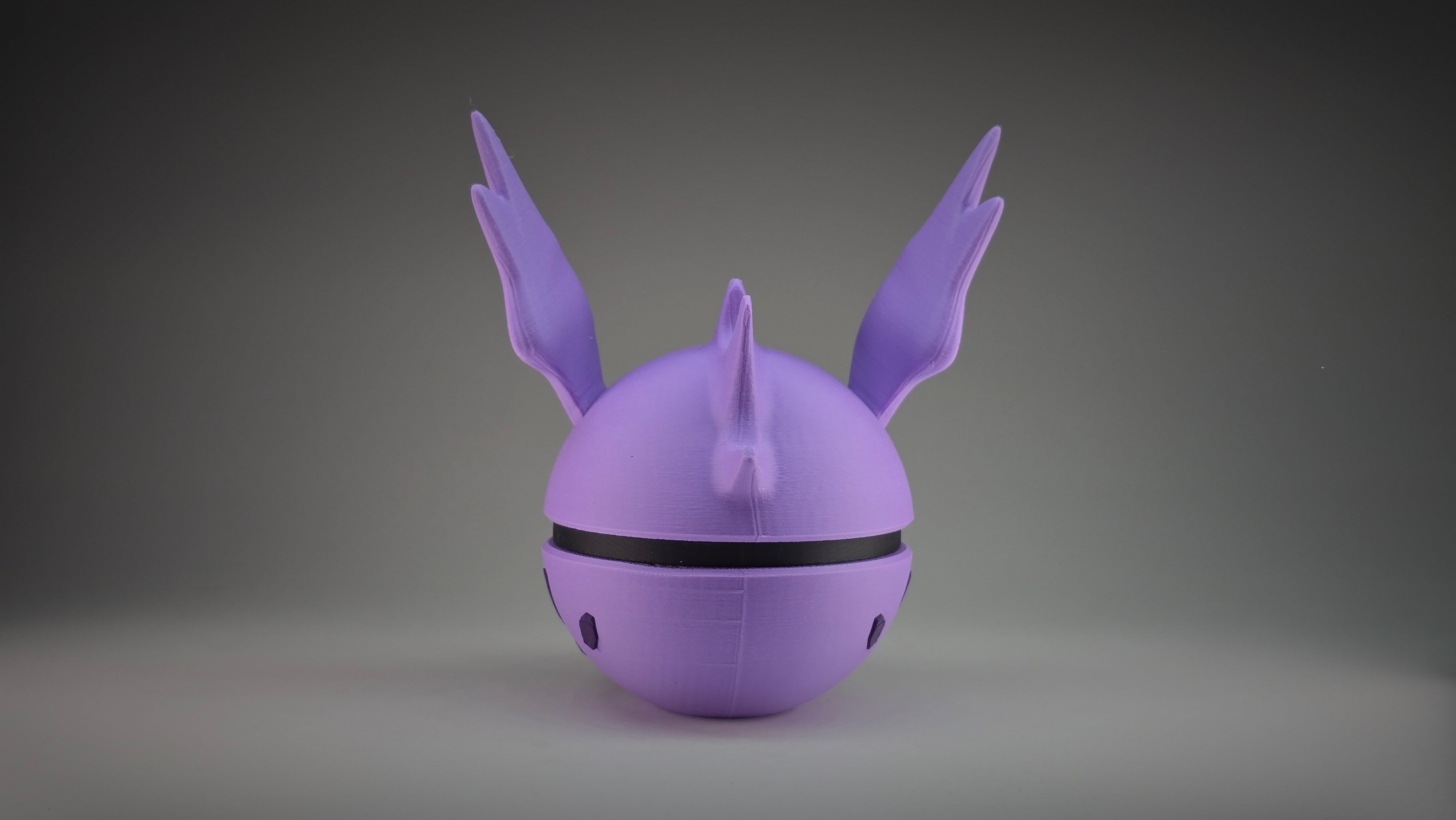 #0033 - Nidorino Ball
