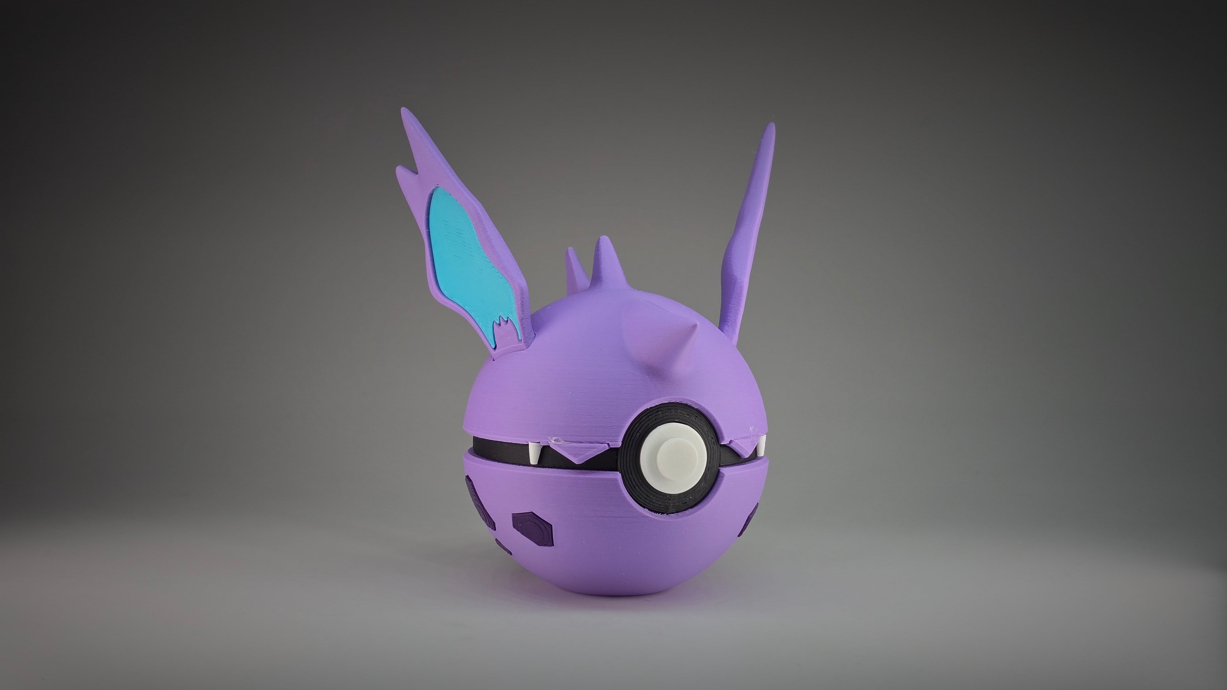#0033 - Nidorino Ball