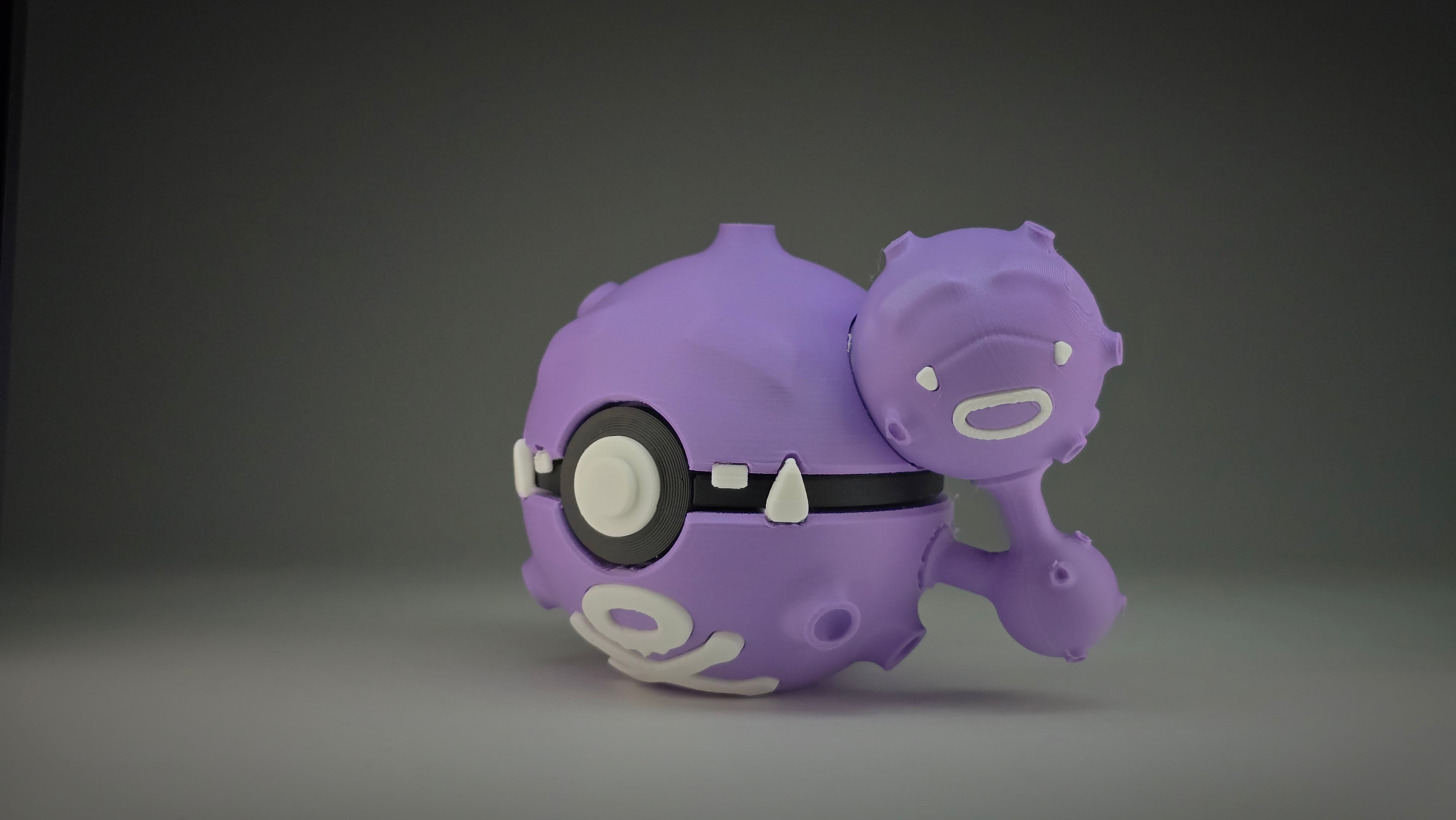 #0110 - Weezing Ball