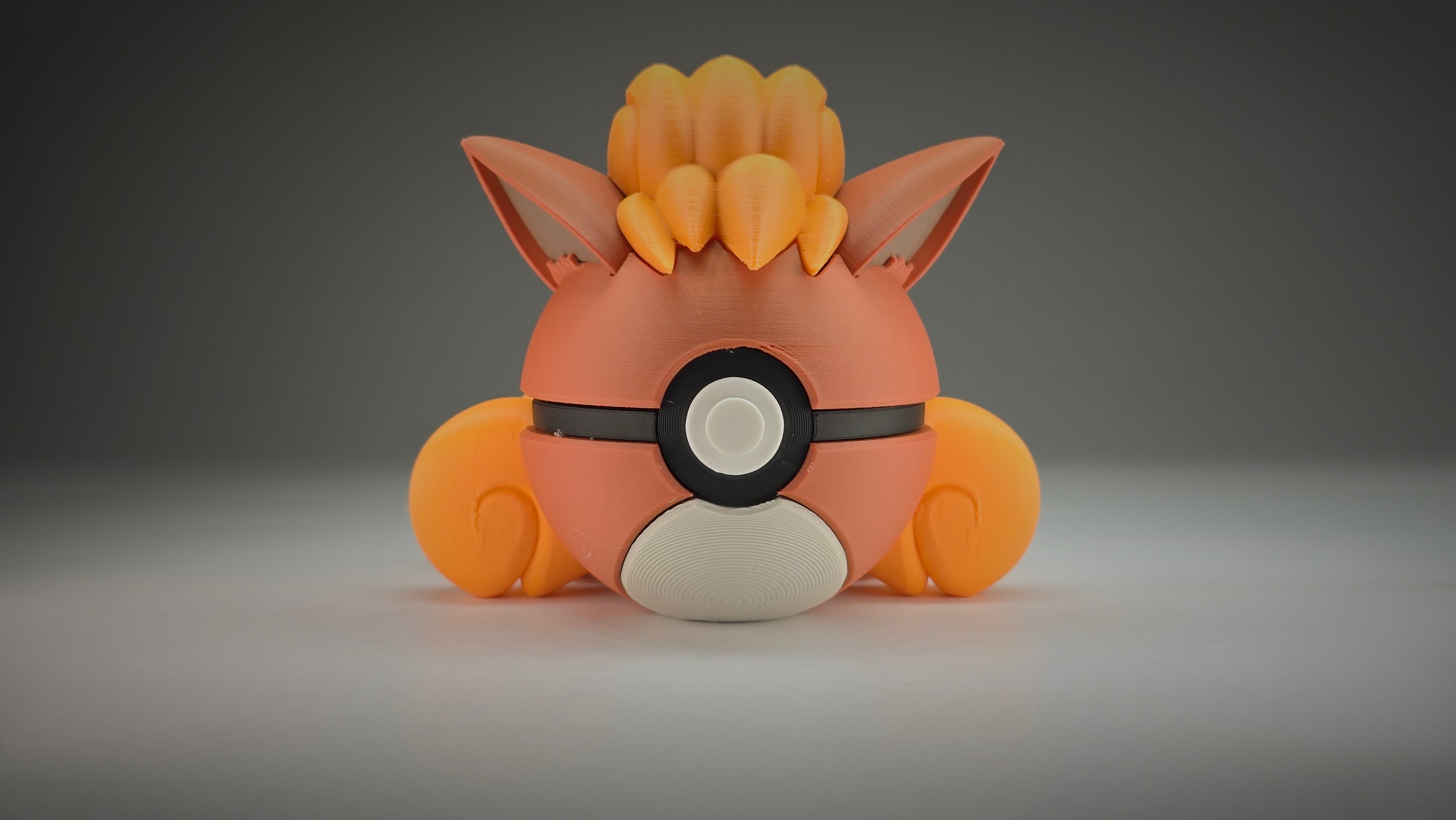 #0037 - Vulpix Ball