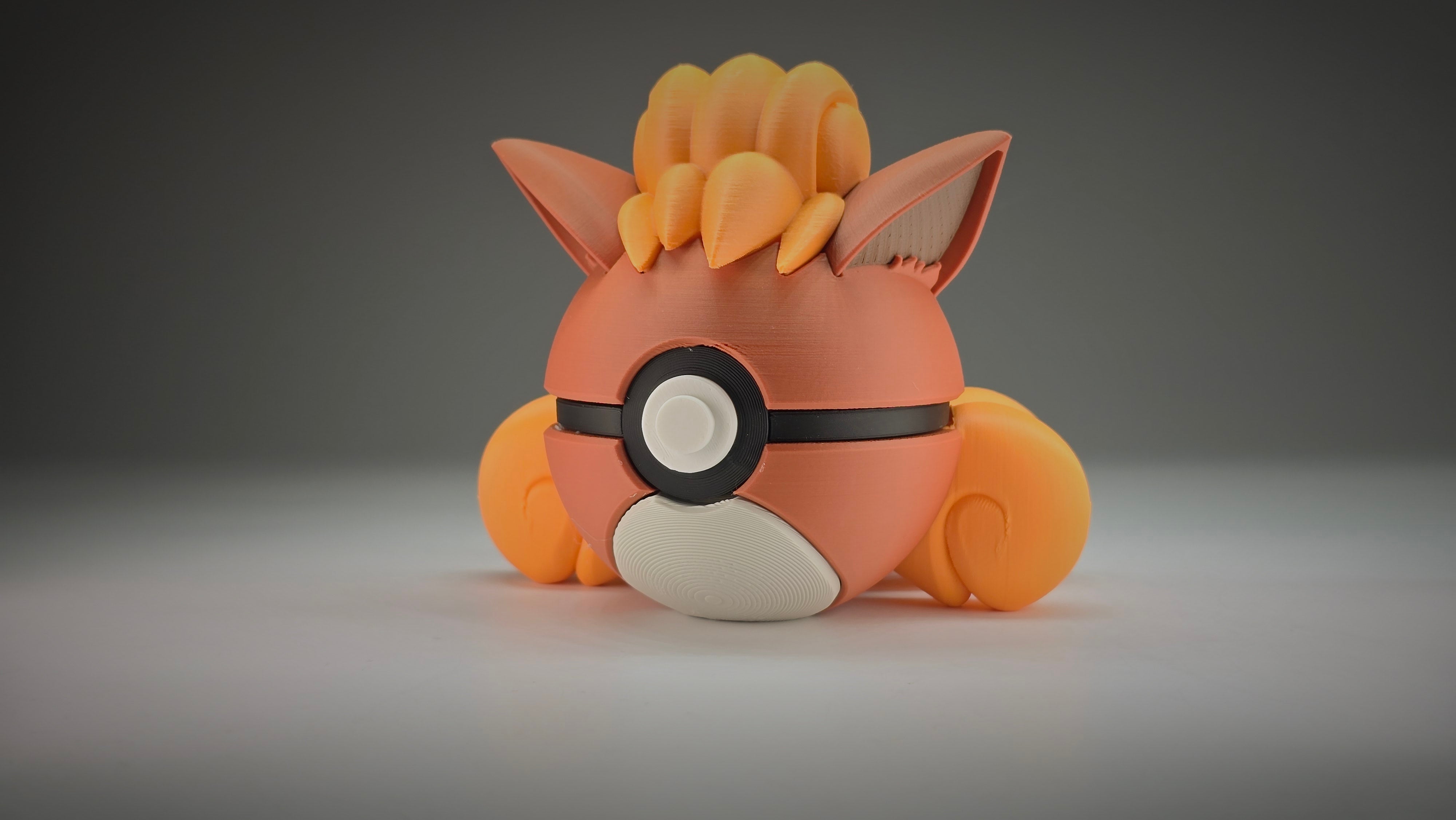 #0037 - Vulpix Ball