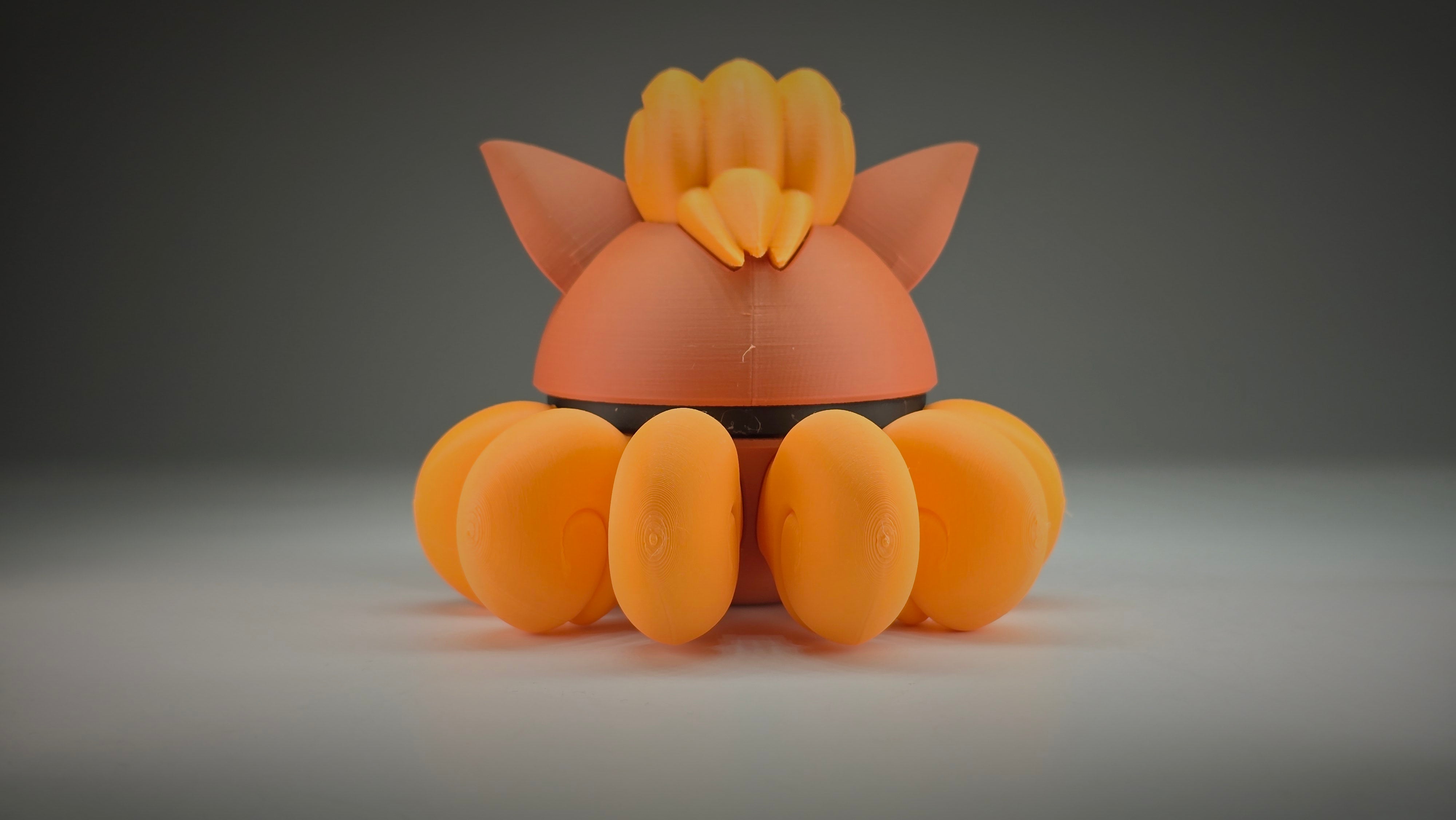 #0037 - Vulpix Ball