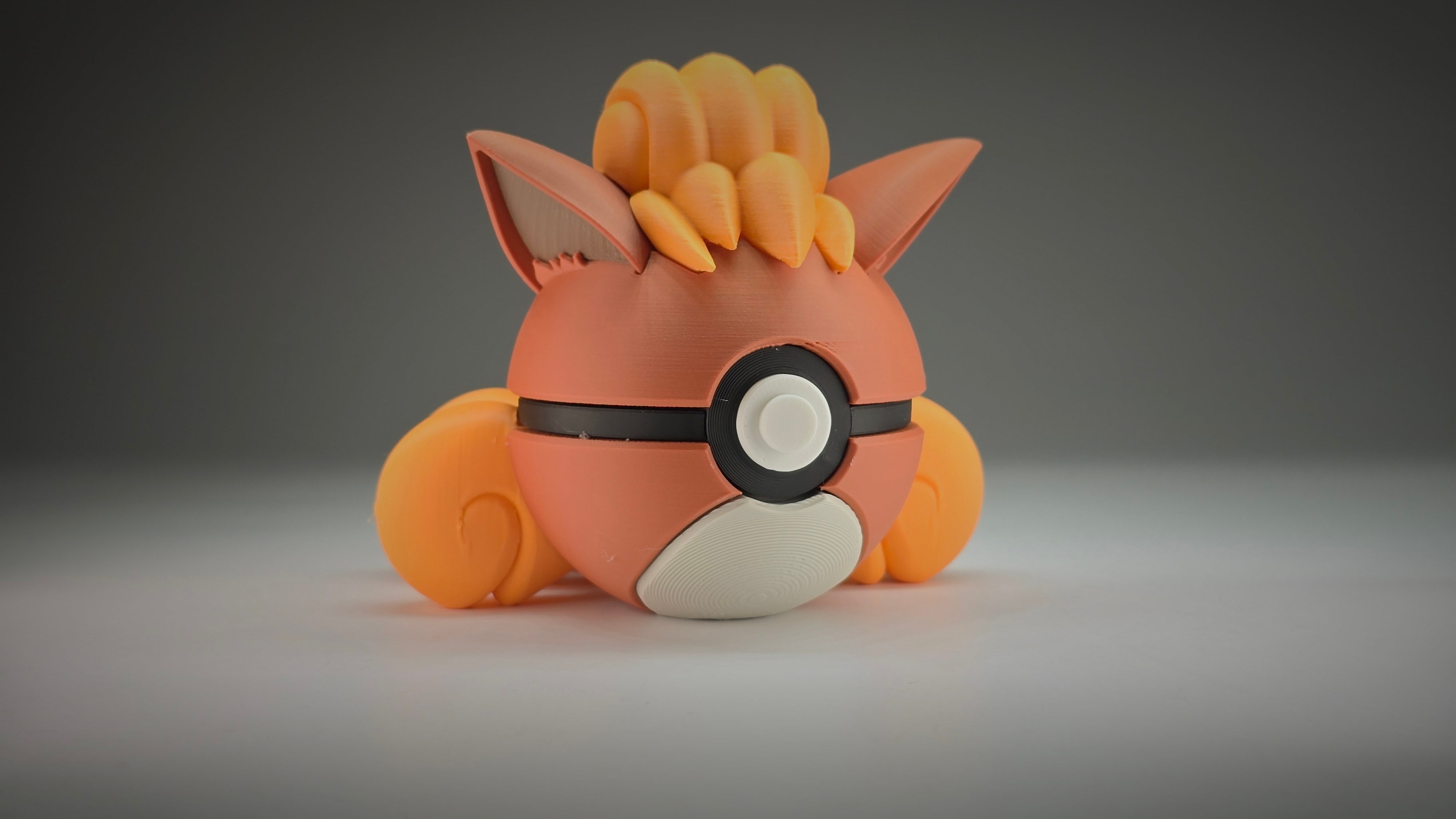 #0037 - Vulpix Ball