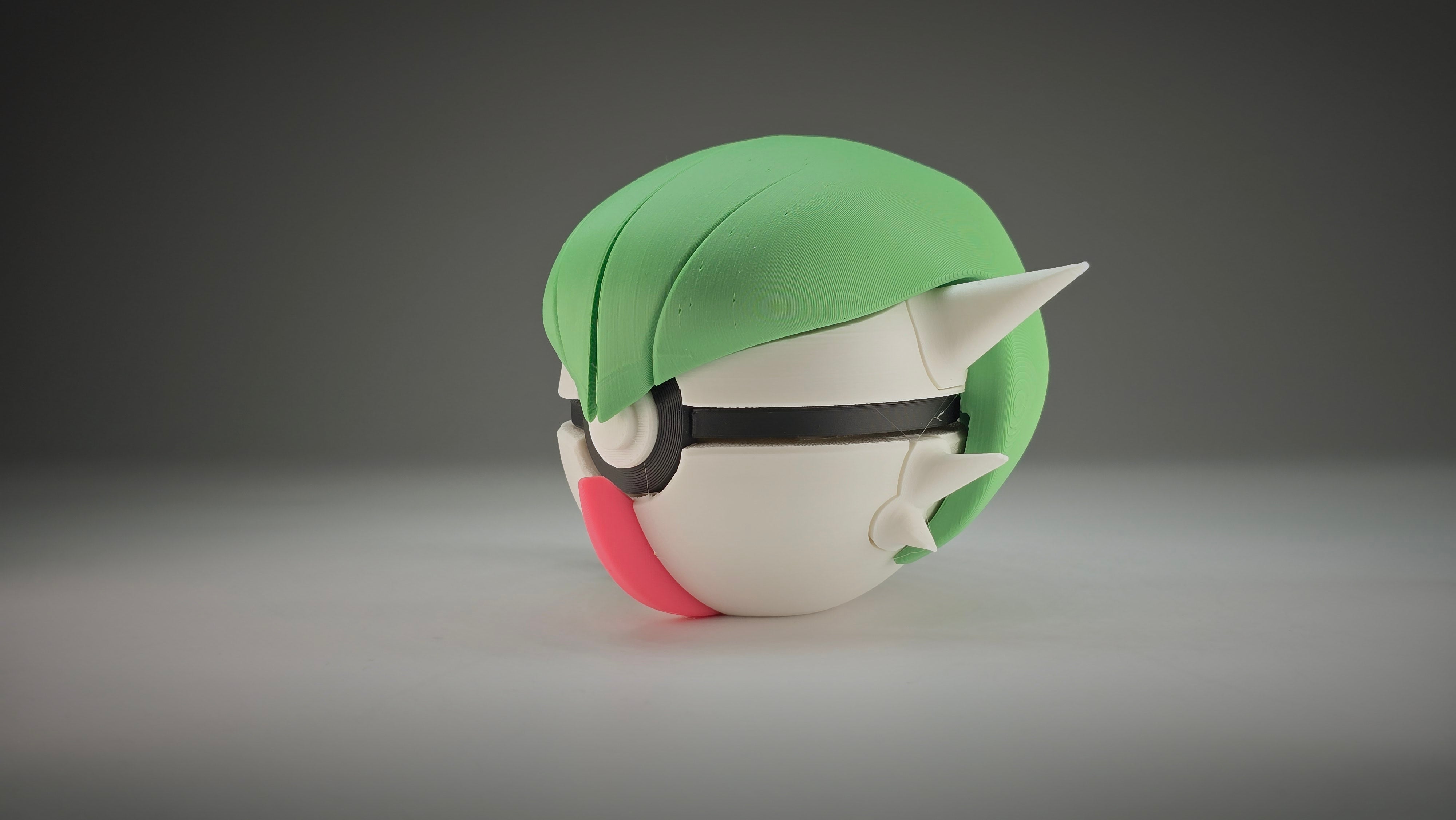 #0282 - Gardevoir Ball