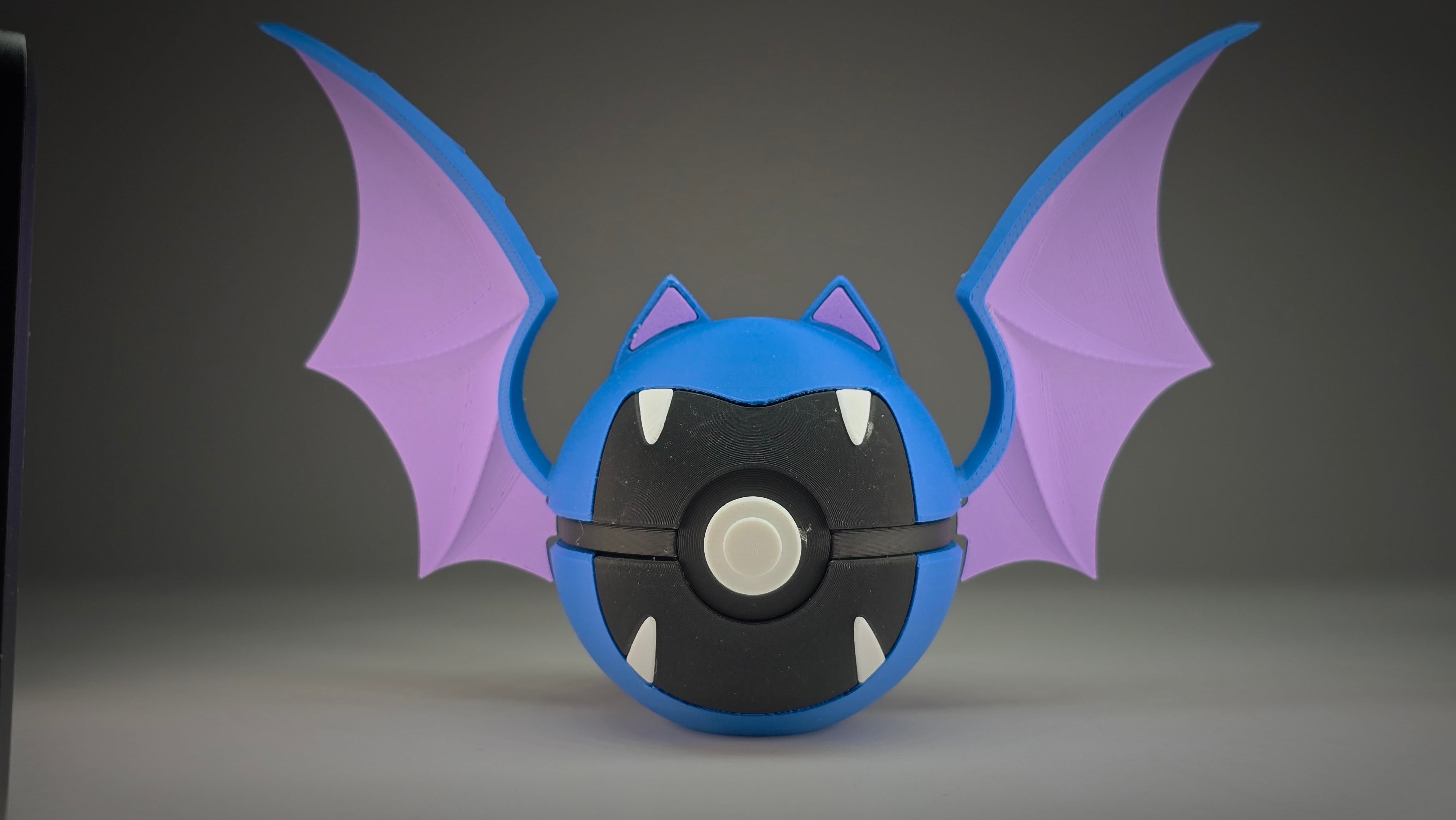#0042 - Golbat Ball