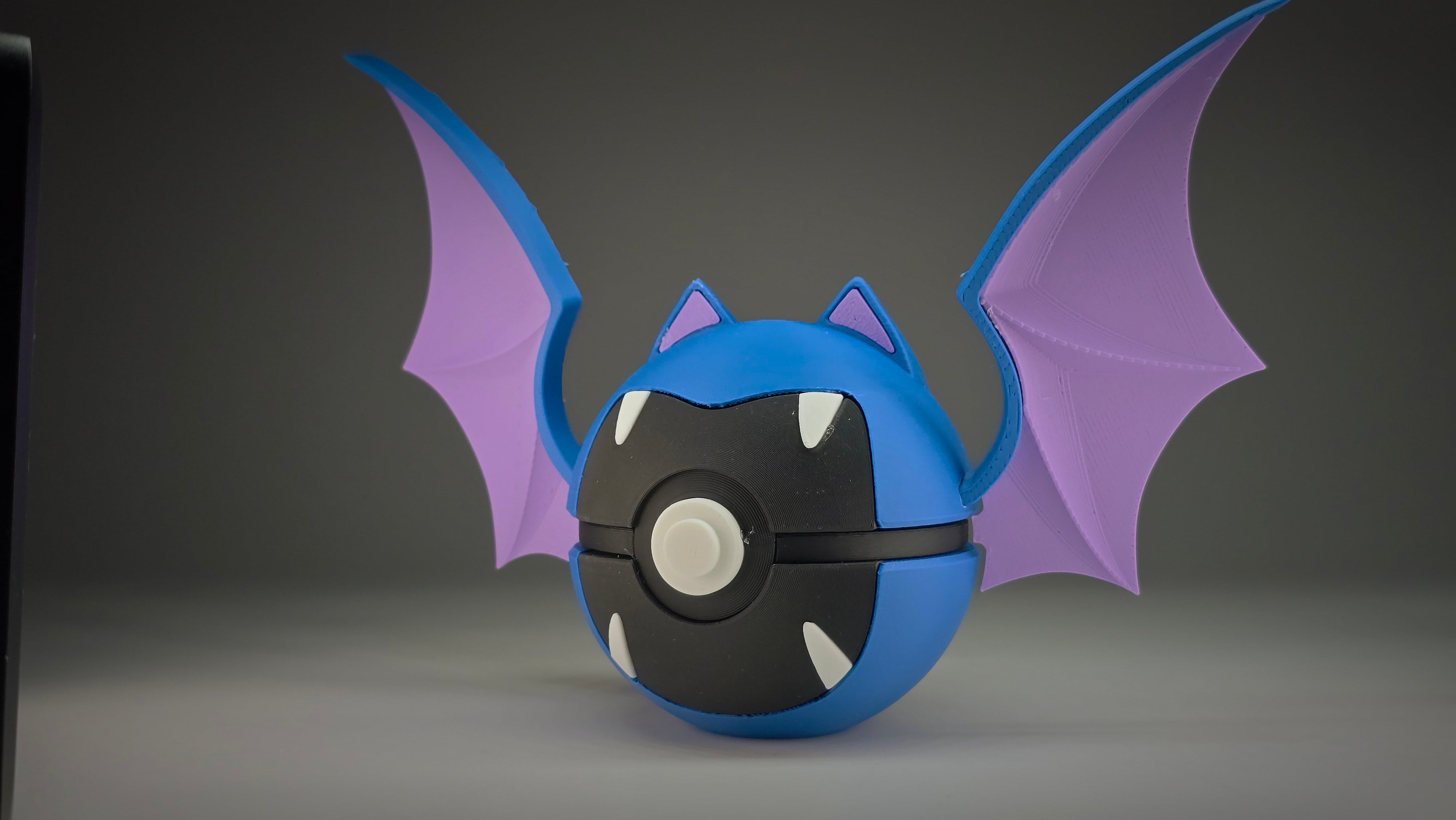#0042 - Golbat Ball