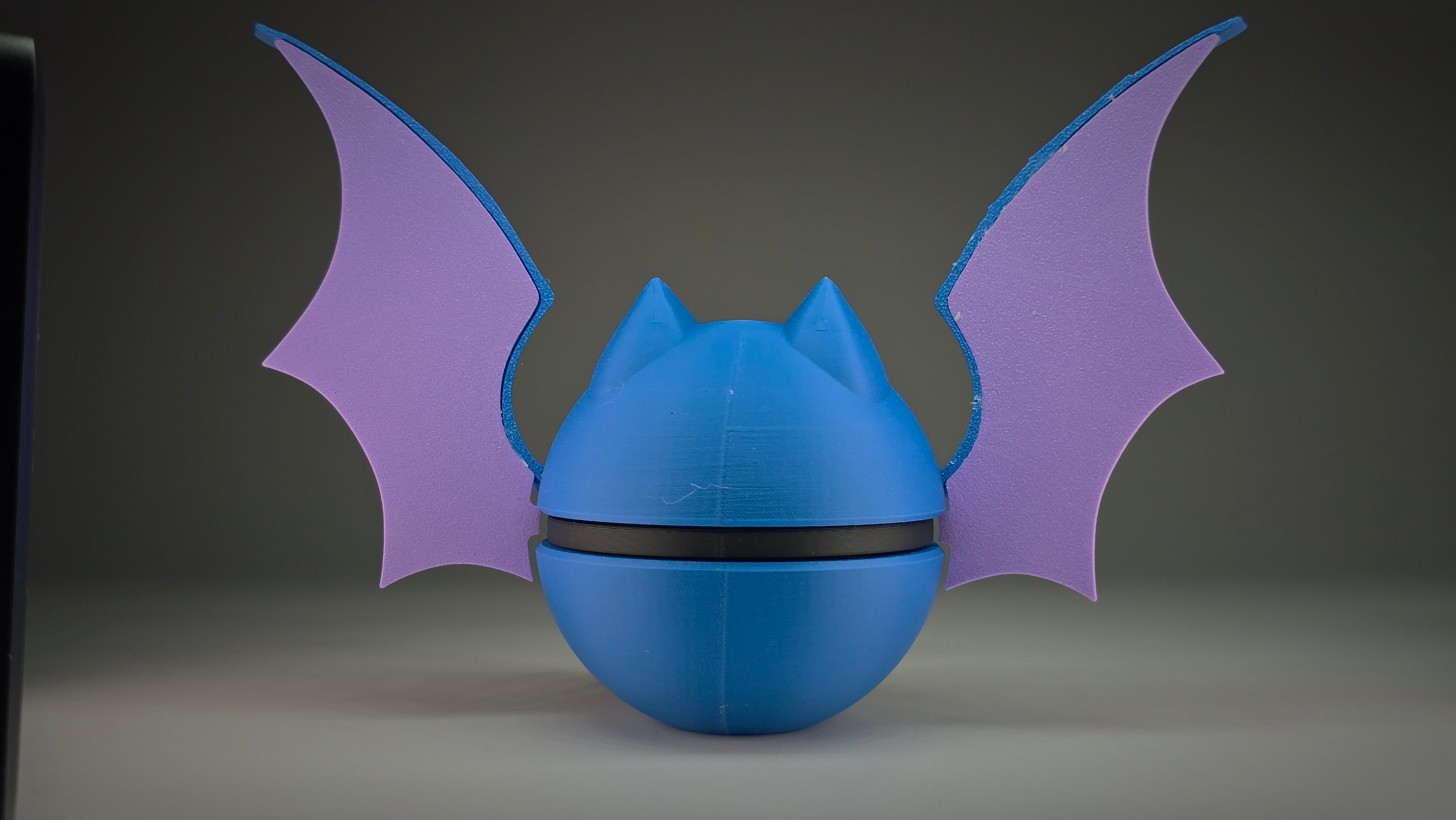 #0042 - Golbat Ball